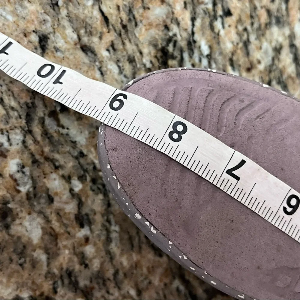 Native Shoes Mauve Slip On Sneakers J2 Kids Size 2 Lightweight Casual Shoes